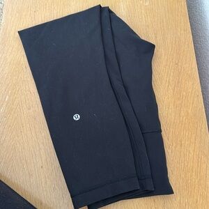 EUC - Wunder Train High-Rise Crop 23" size 10